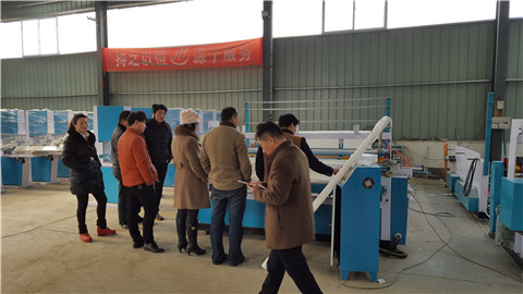 客戶考察恒源紙品機(jī)械實拍